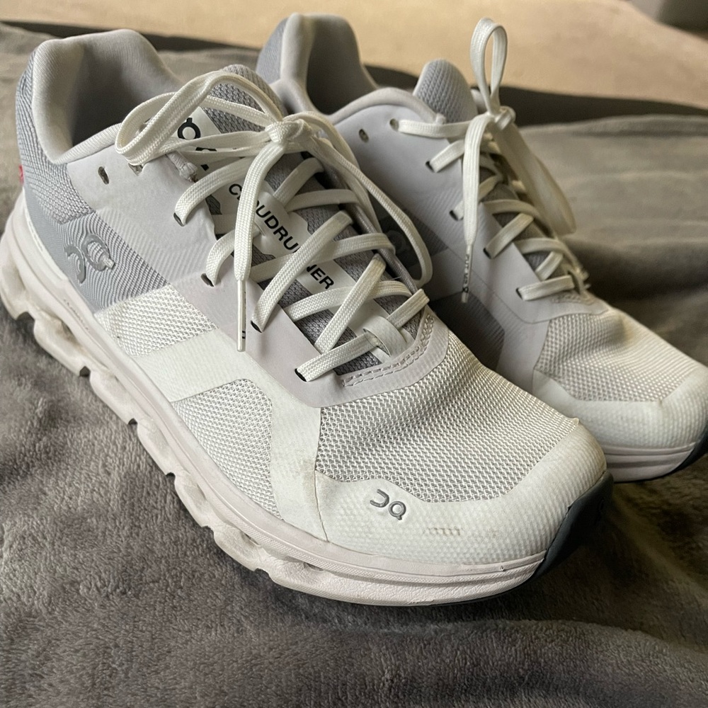 On Cloud Running Shoes